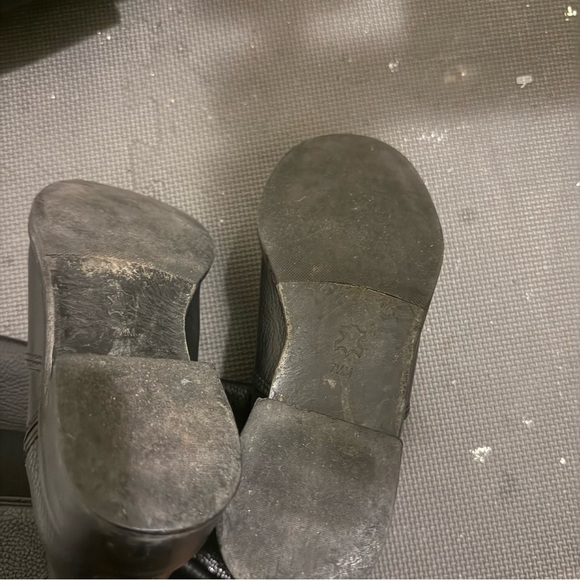 Tory Burch Black Christy Tumbled Leather Stretch Riding Boots - Picture 9 of 11